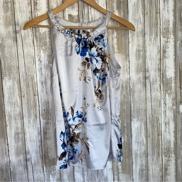 White House Black Market Lavender Floral Sleeveless Blouse - Picture 1 of 8